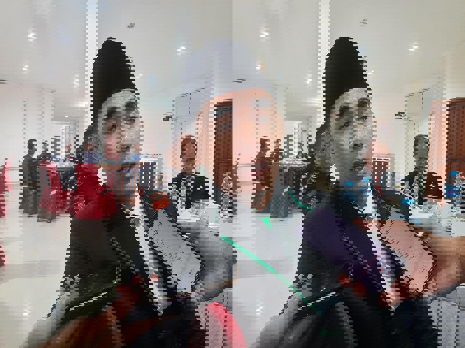 Anggota Dewan Perwakilan Rakyat Daerah (DPRD) Kabupaten Sintang, Kalimantan Barat, Santosa